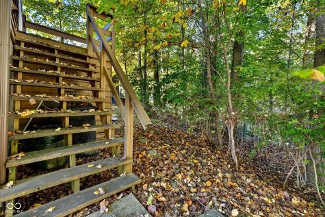 7759 N Lakeview Drive Unionville IN 47468