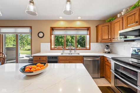 8304 W Mulligan Lane Columbus IN 47201