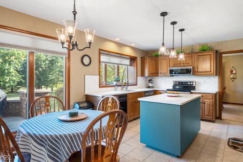 8304 W Mulligan Lane Columbus IN 47201