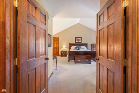 8304 W Mulligan Lane Columbus IN 47201