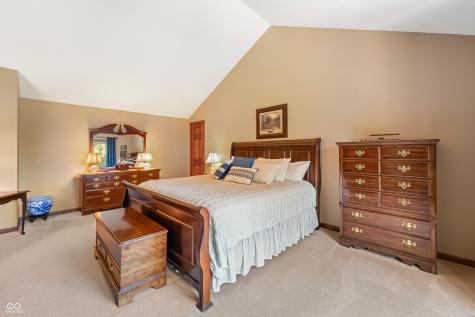 8304 W Mulligan Lane Columbus IN 47201