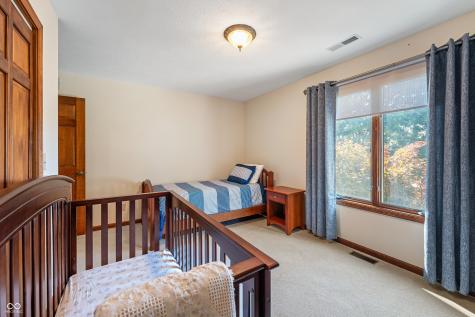 8304 W Mulligan Lane Columbus IN 47201