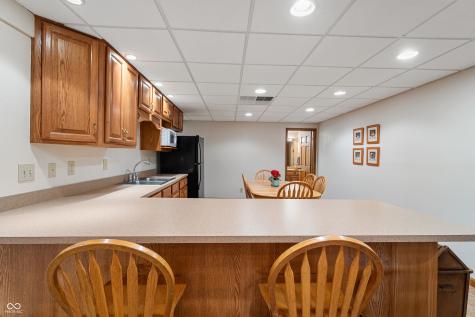 8304 W Mulligan Lane Columbus IN 47201