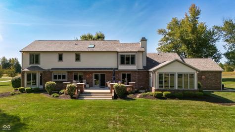 8304 W Mulligan Lane Columbus IN 47201