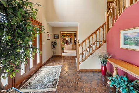 8304 W Mulligan Lane Columbus IN 47201