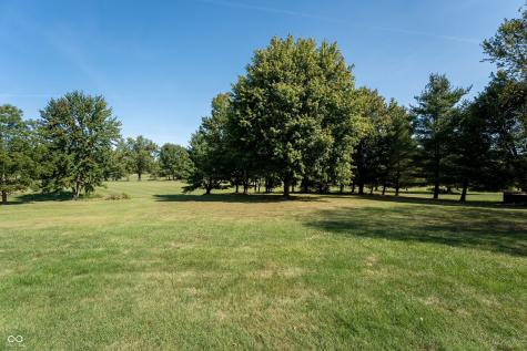 8304 W Mulligan Lane Columbus IN 47201