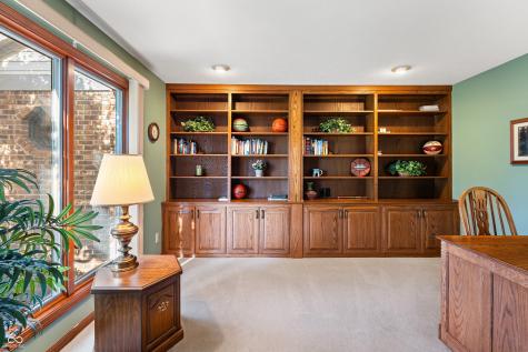 8304 W Mulligan Lane Columbus IN 47201