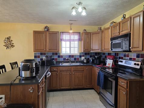 11212 Winterwood Drive Indianapolis IN 46235