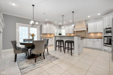 5281 Oakbrook Drive Plainfield IN 46168