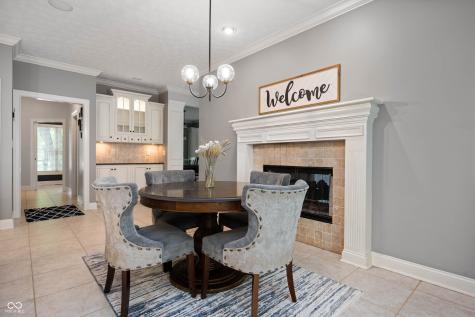 5281 Oakbrook Drive Plainfield IN 46168