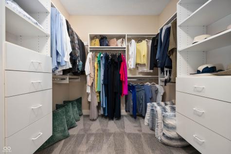 5281 Oakbrook Drive Plainfield IN 46168