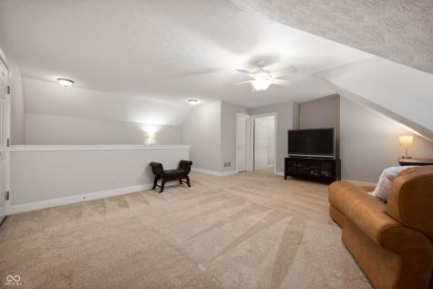 5281 Oakbrook Drive Plainfield IN 46168