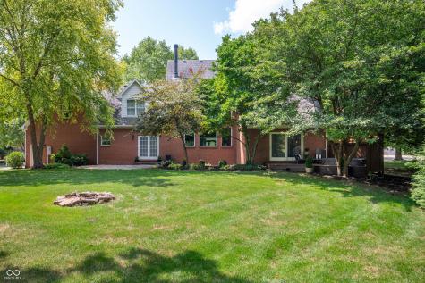 5281 Oakbrook Drive Plainfield IN 46168