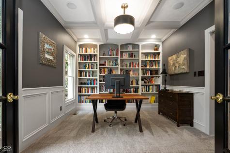 5281 Oakbrook Drive Plainfield IN 46168