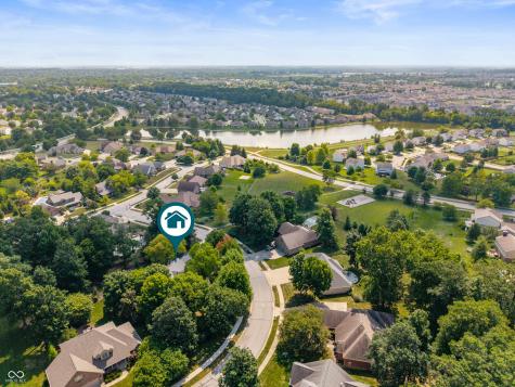 5281 Oakbrook Drive Plainfield IN 46168