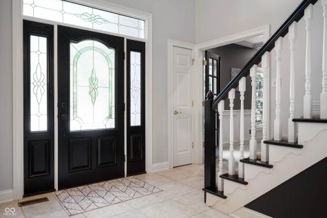 5281 Oakbrook Drive Plainfield IN 46168