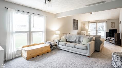 12002 Corbin Drive Fishers IN 46038