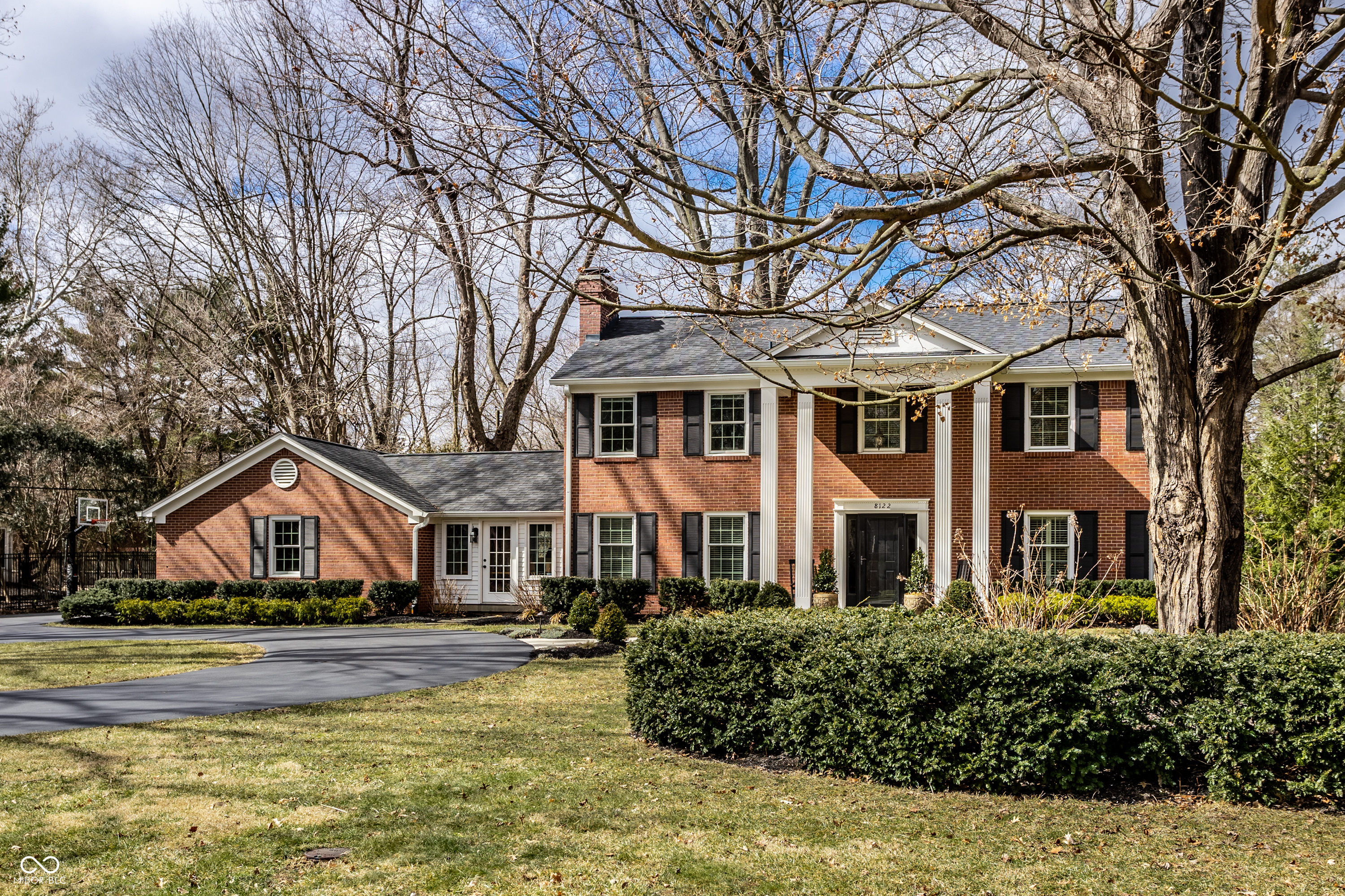 8122 Oakland Road Indianapolis IN 46240