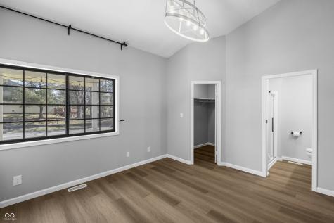 1615 Thresher Drive Columbus IN 47201