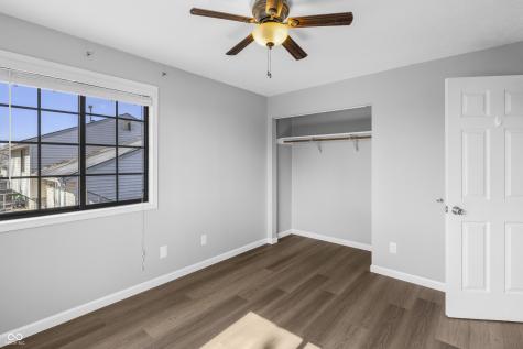 1615 Thresher Drive Columbus IN 47201