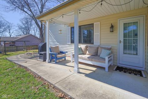 1615 Thresher Drive Columbus IN 47201