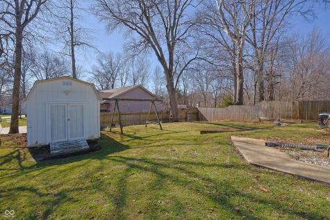 1615 Thresher Drive Columbus IN 47201