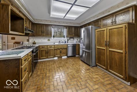 1952 Skyline Drive Greenwood IN 46143