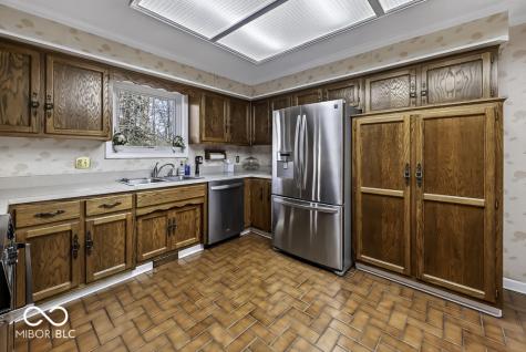 1952 Skyline Drive Greenwood IN 46143