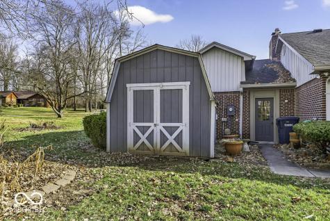 1952 Skyline Drive Greenwood IN 46143