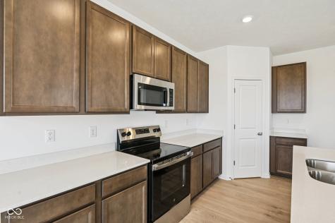 7513 Firecrest Lane Camby IN 46113