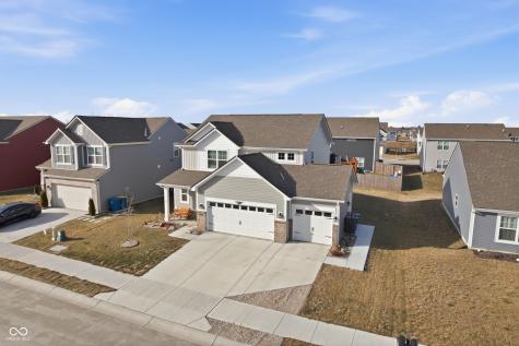 1488 Pine Bark Lane Sheridan IN 46069