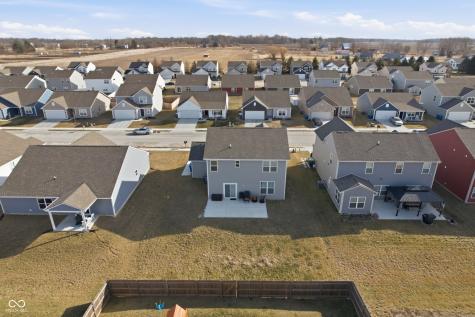1488 Pine Bark Lane Sheridan IN 46069