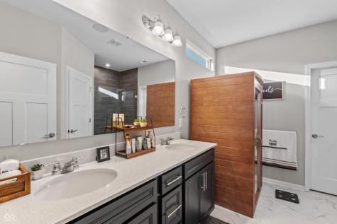 5807 Walkabout Way Brownsburg IN 46112