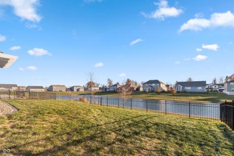 5807 Walkabout Way Brownsburg IN 46112