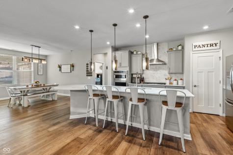 5807 Walkabout Way Brownsburg IN 46112