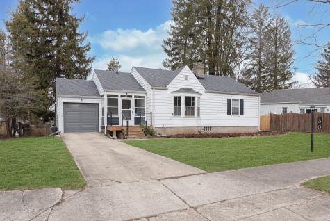126 E 61st Street Indianapolis IN 46220
