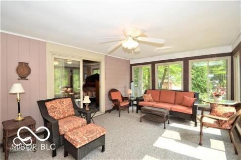 9105 Kinlock Drive Indianapolis IN 46256