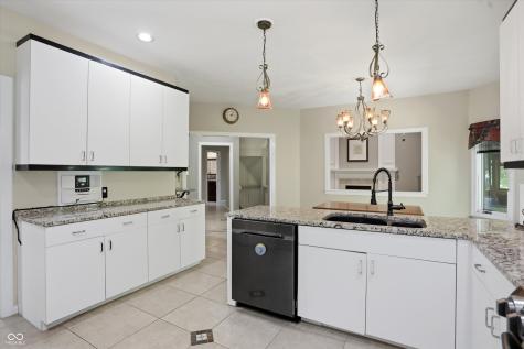 4761 Moss Lane Indianapolis IN 46237