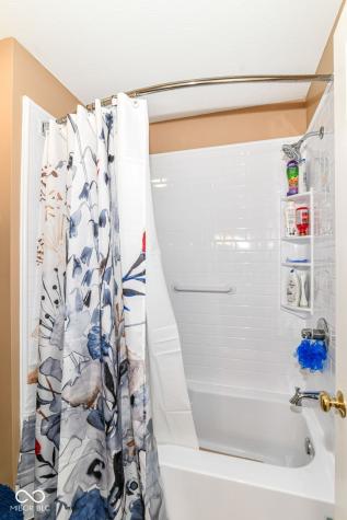 12994 Dekoven Drive Fishers IN 46037