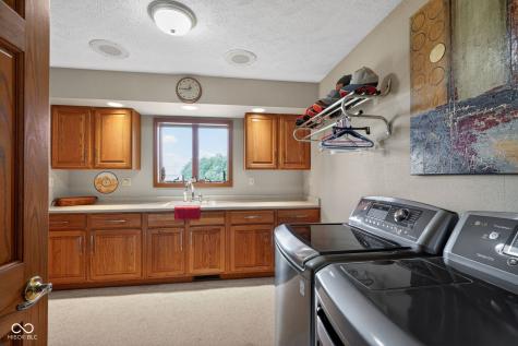 152 N Antioch Road Waynetown IN 47990