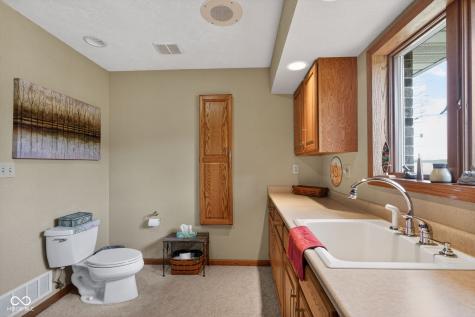 152 N Antioch Road Waynetown IN 47990