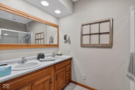 152 N Antioch Road Waynetown IN 47990