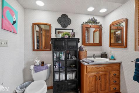 152 N Antioch Road Waynetown IN 47990