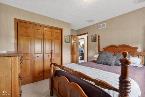 152 N Antioch Road Waynetown IN 47990