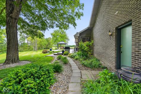 152 N Antioch Road Waynetown IN 47990