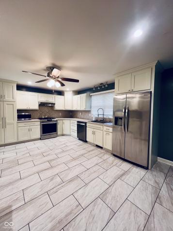 7814 E County Road 200 N Avon IN 46123