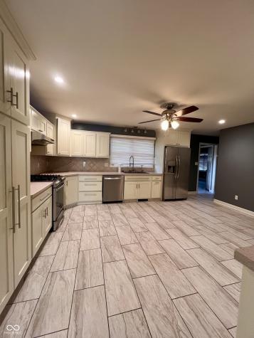 7814 E County Road 200 N Avon IN 46123