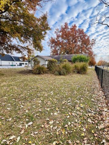 7814 E County Road 200 N Avon IN 46123