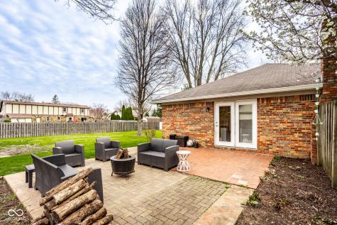 650 Green Meadow Drive Greenwood IN 46143