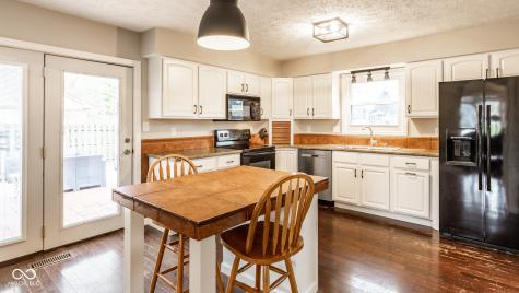 650 Green Meadow Drive Greenwood IN 46143